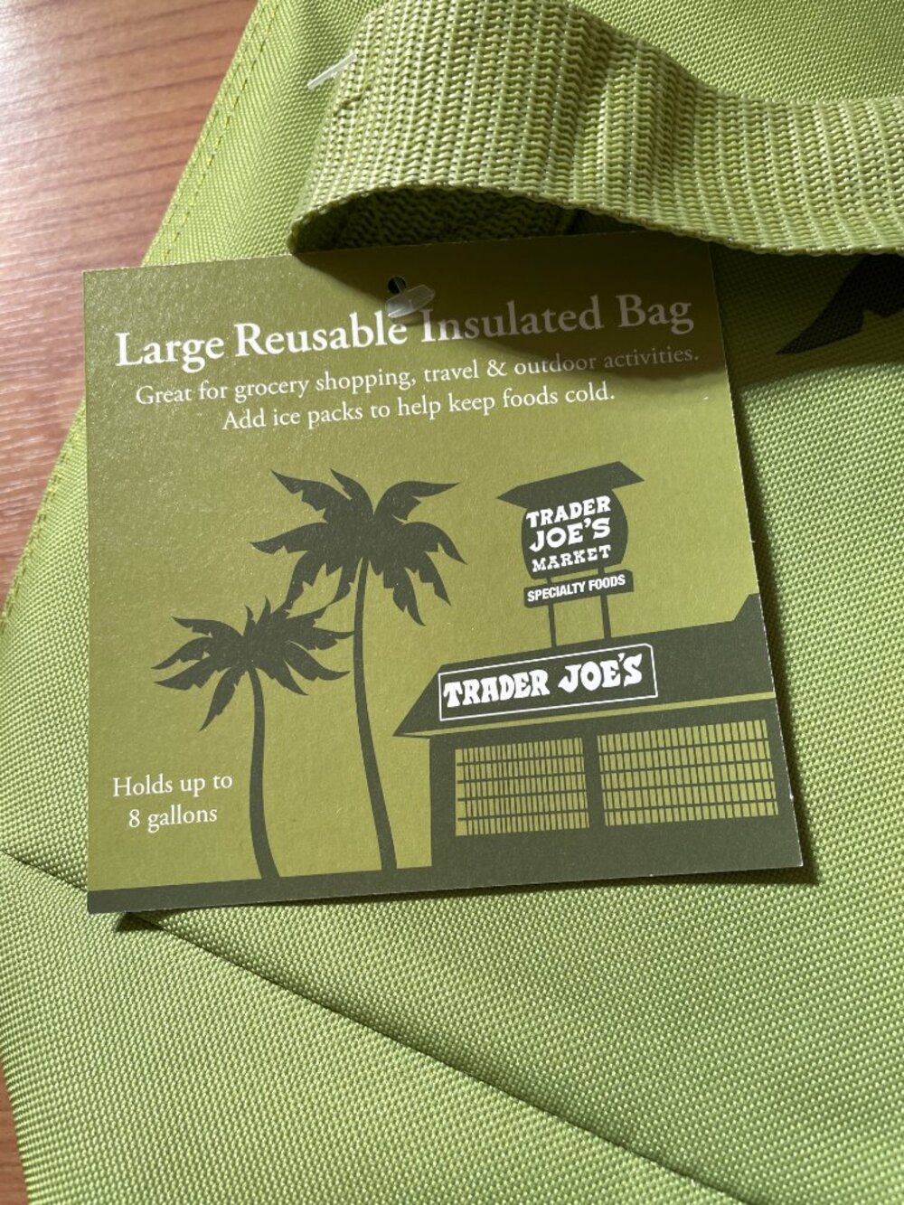 Trader Joe's XL Insulated Tote & THAI Handcrafted Gift Set - 7 items! - Picture 4 of 10